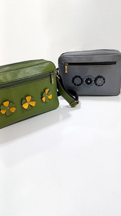 کیف دوشی چرمی شکوفه مدل Shokoufeh Urban
